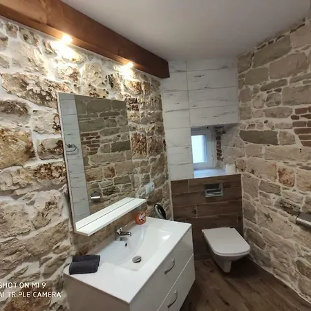 Rovinj Holiday * רוביני