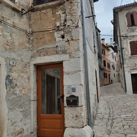アパート Rovinj Holiday *